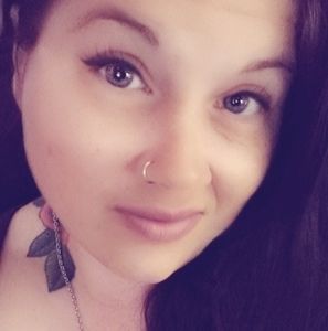 Meet your Posher, Vickiee